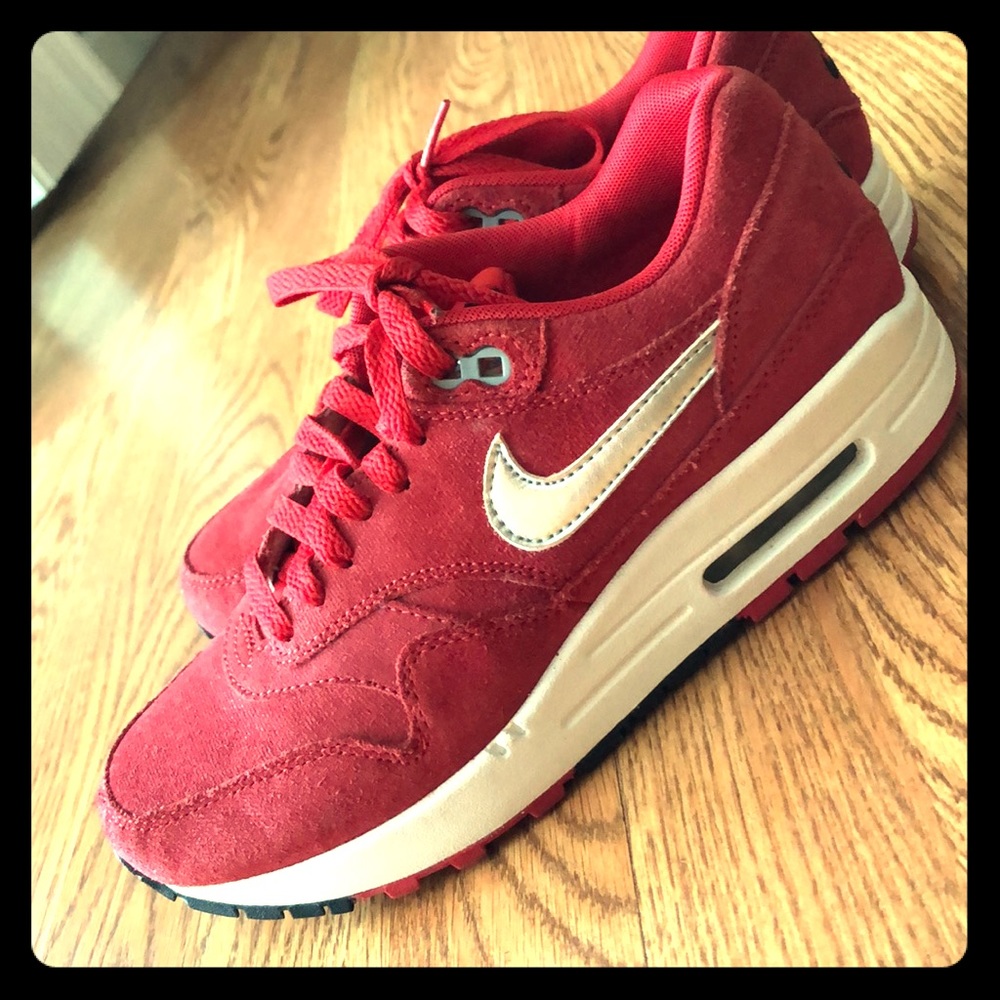 Women’s Nike Air Max 1